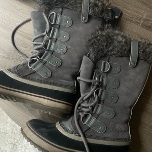WATERPROOF FUR WINTER BOOTS